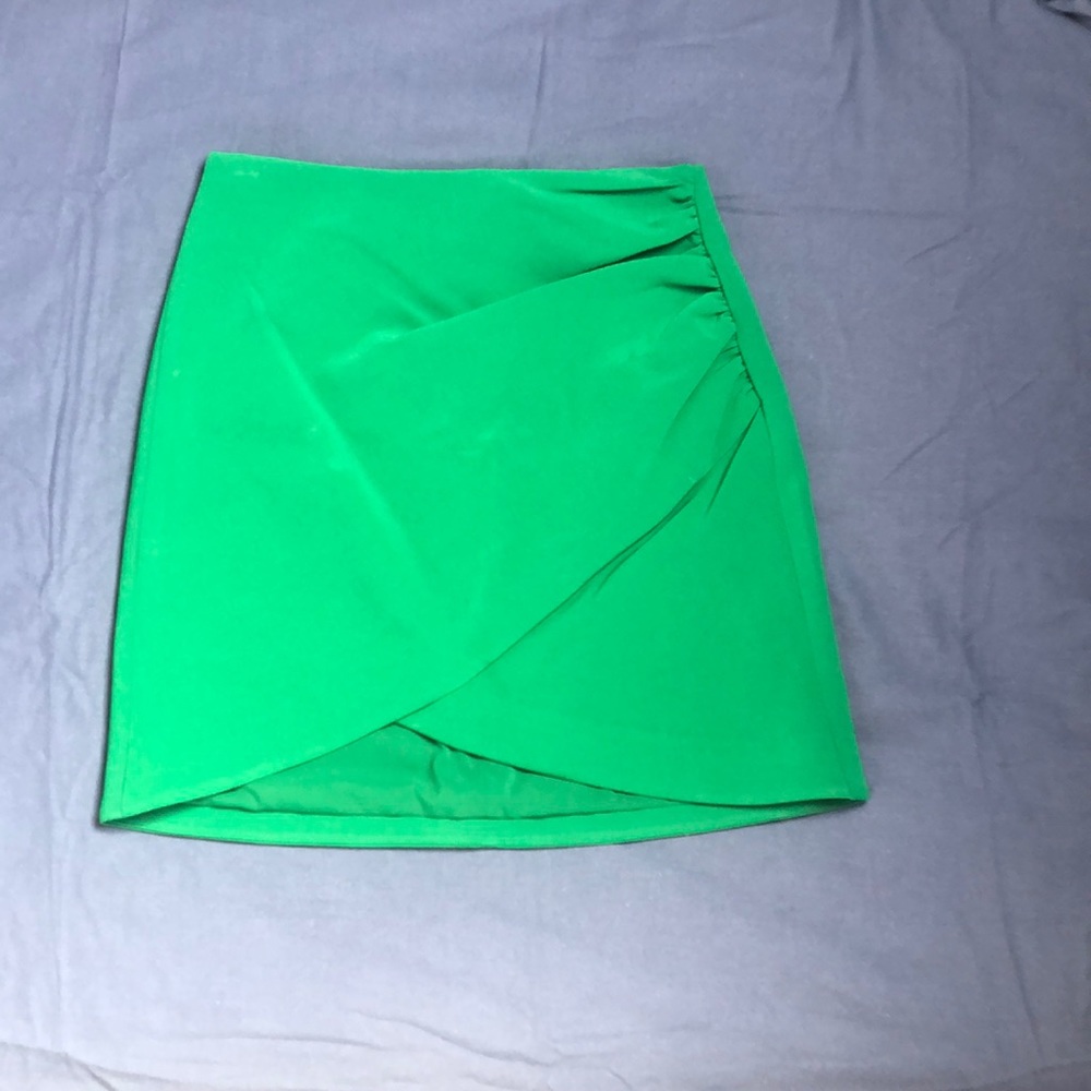 Gorgeous green mini skirt
